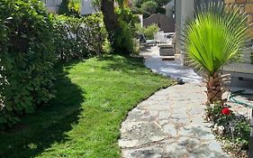 Cap D Antibes, Salis Beach , 2 Bedrooms , Free Parking